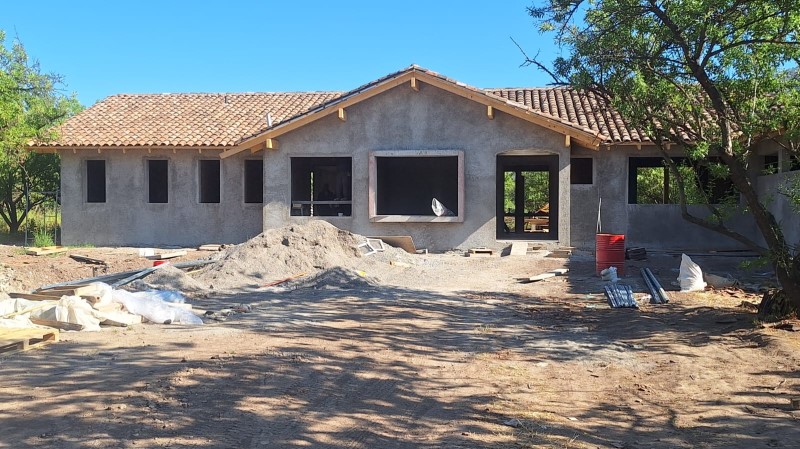 LA APARICIÓN... LA APARICIÓN...